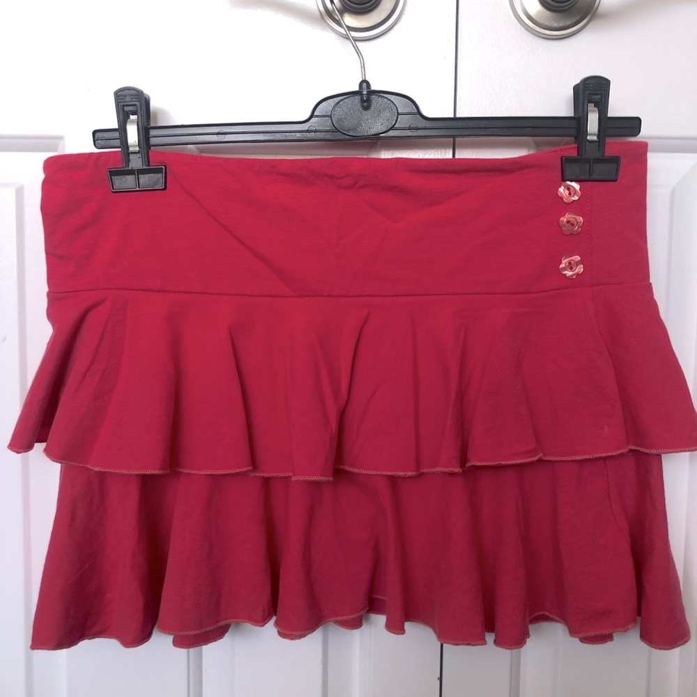 Frilly pink skirt